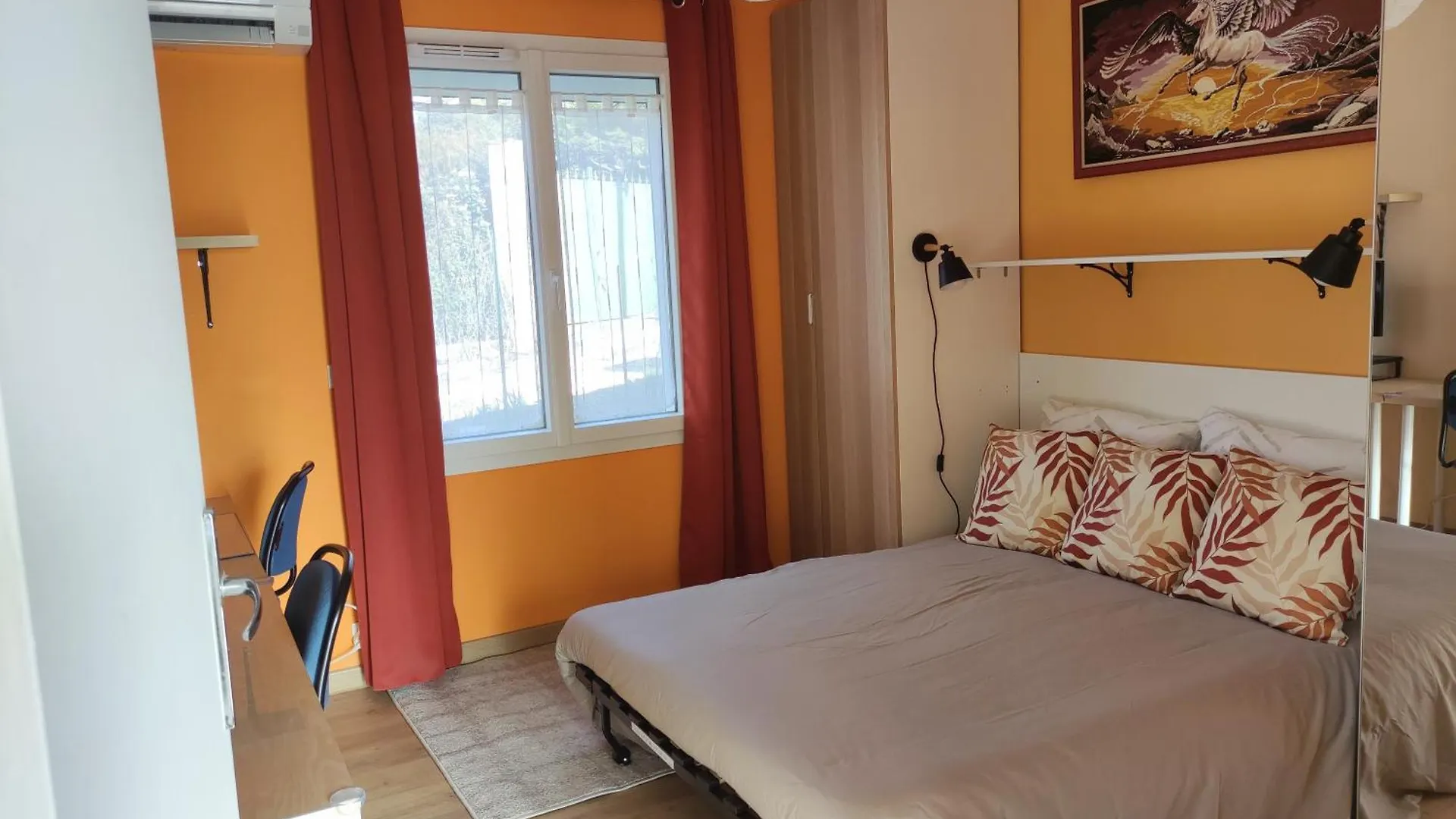 Le Jardin Des Rocailles - Villa 4 Chambres Climatisee Avec Piscine A Deux Pas D'Avignon Villeneuve-lès-Avignon 0*,  Francie