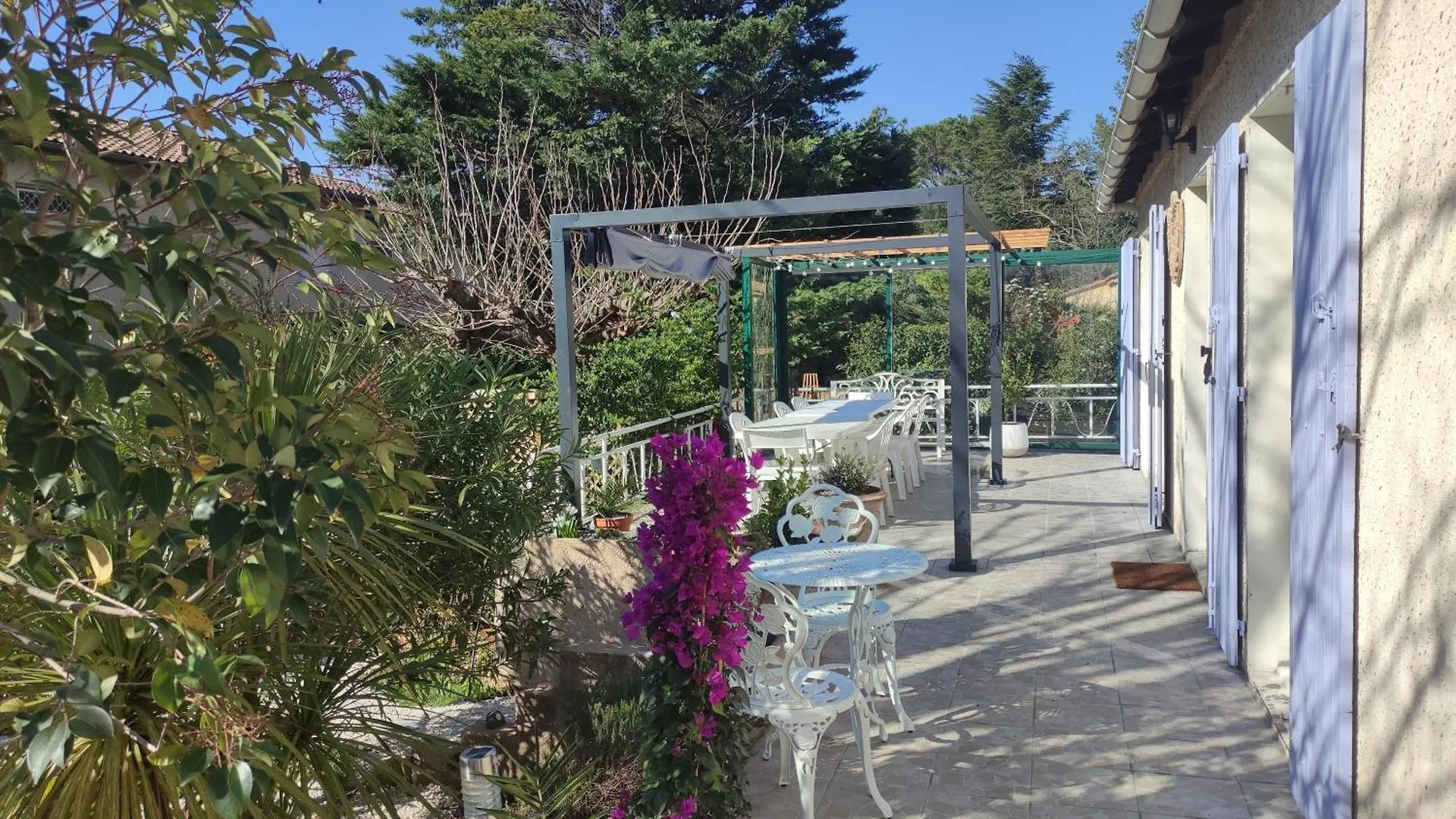 Le Jardin Des Rocailles - Villa 4 Chambres Climatisee Avec Piscine A Deux Pas D'Avignon Villeneuve-lès-Avignon 0*,  Francie