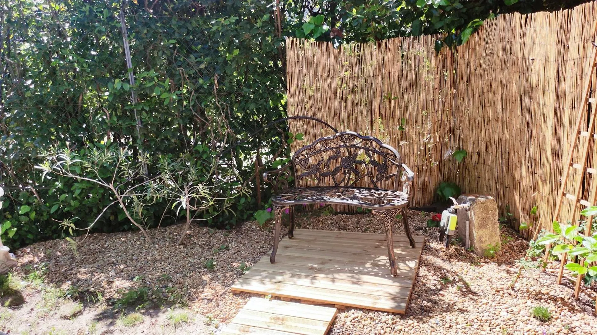 Le Jardin Des Rocailles - Villa 4 Chambres Climatisee Avec Piscine A Deux Pas D'Avignon Villeneuve-les-Avignon
