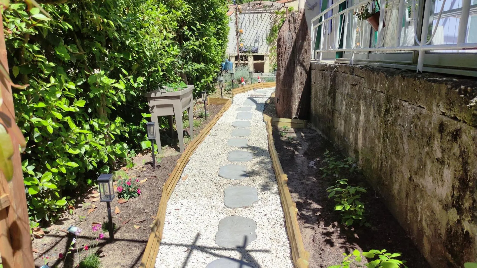 Le Jardin Des Rocailles - Villa 4 Chambres Climatisee Avec Piscine A Deux Pas D'Avignon Villeneuve-les-Avignon 0*,