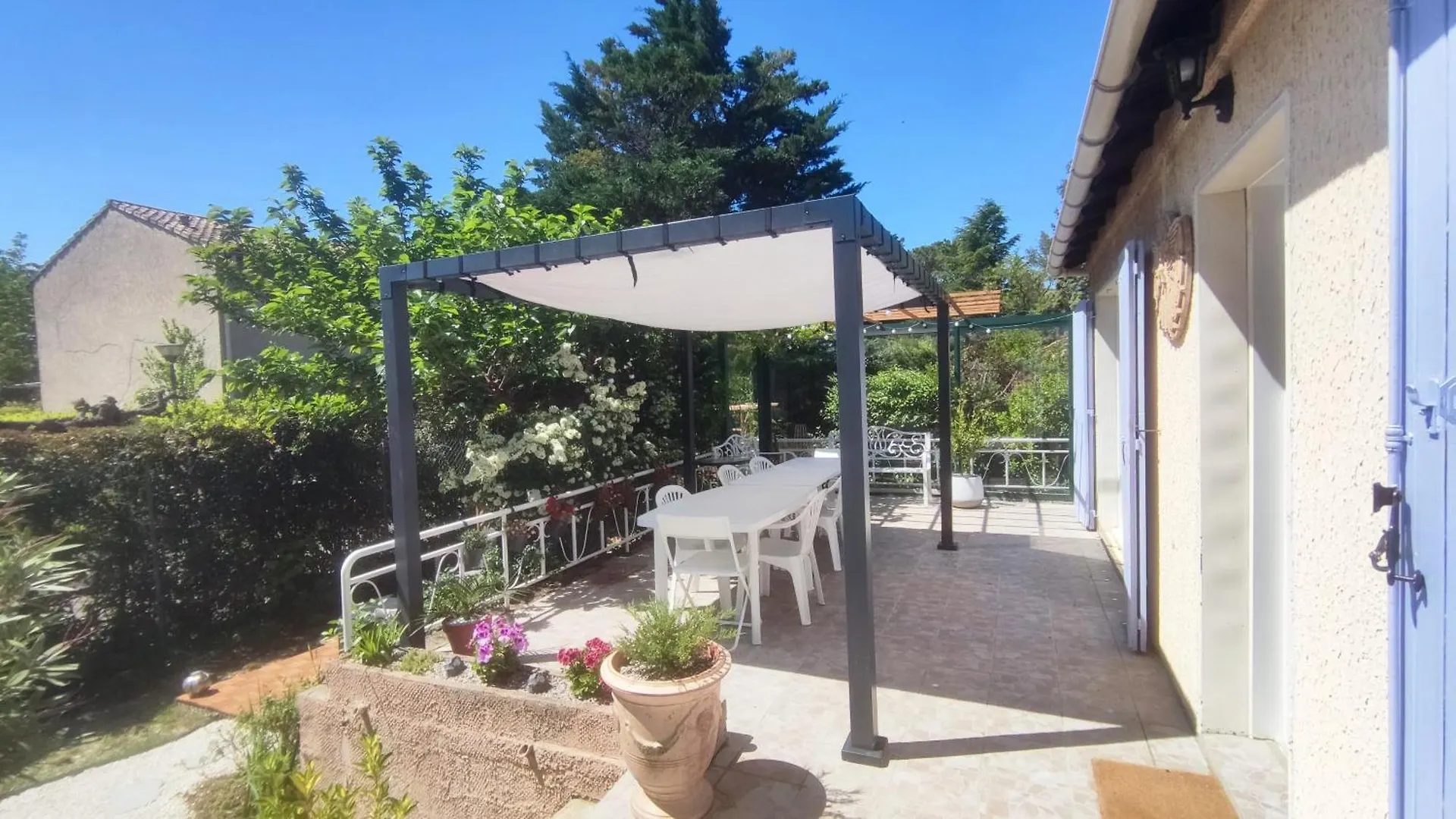 Le Jardin Des Rocailles - Villa 4 Chambres Climatisee Avec Piscine A Deux Pas D'Avignon Villeneuve-les-Avignon