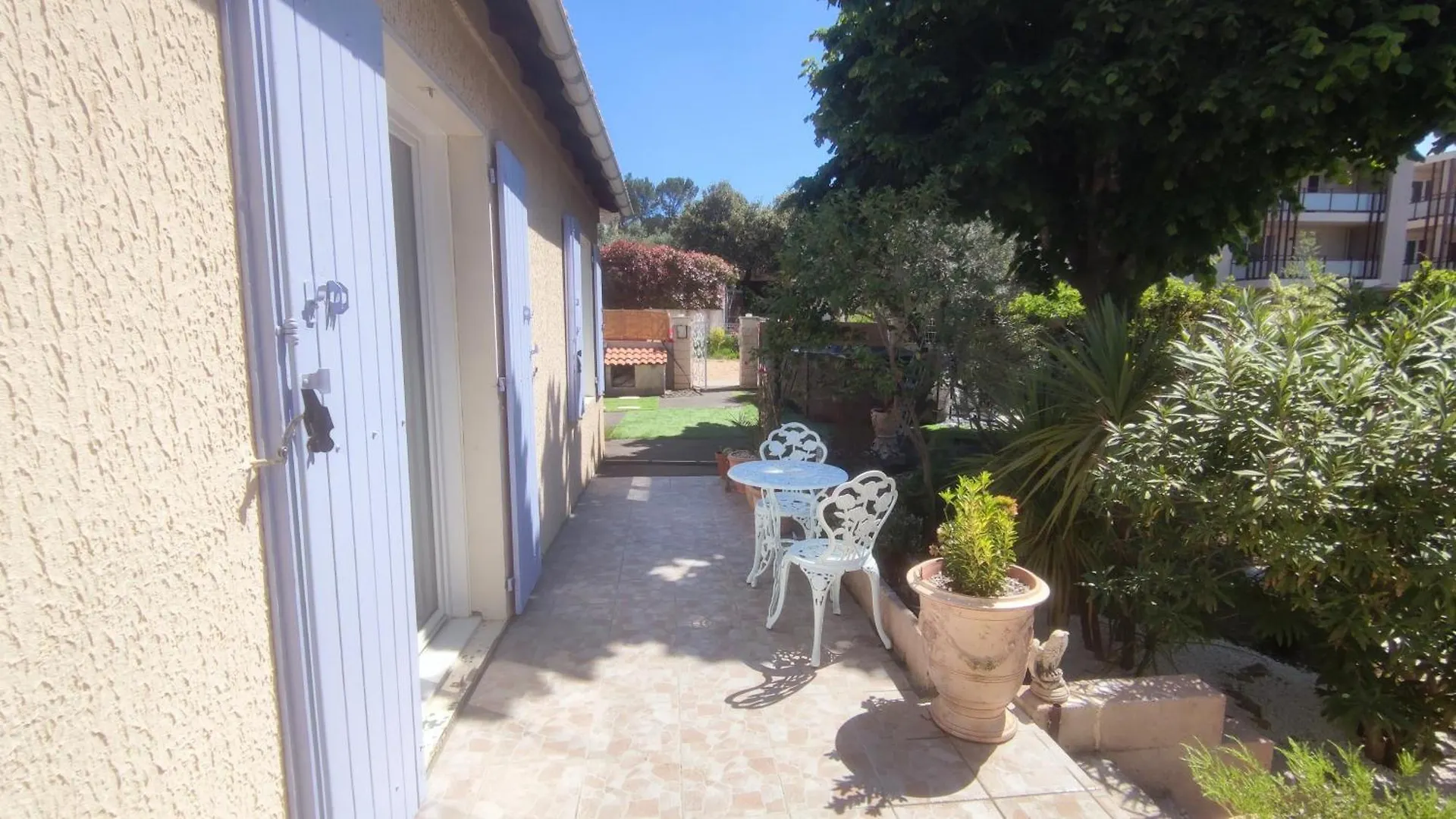 Le Jardin Des Rocailles - Villa 4 Chambres Climatisee Avec Piscine A Deux Pas D'Avignon Villeneuve-les-Avignon