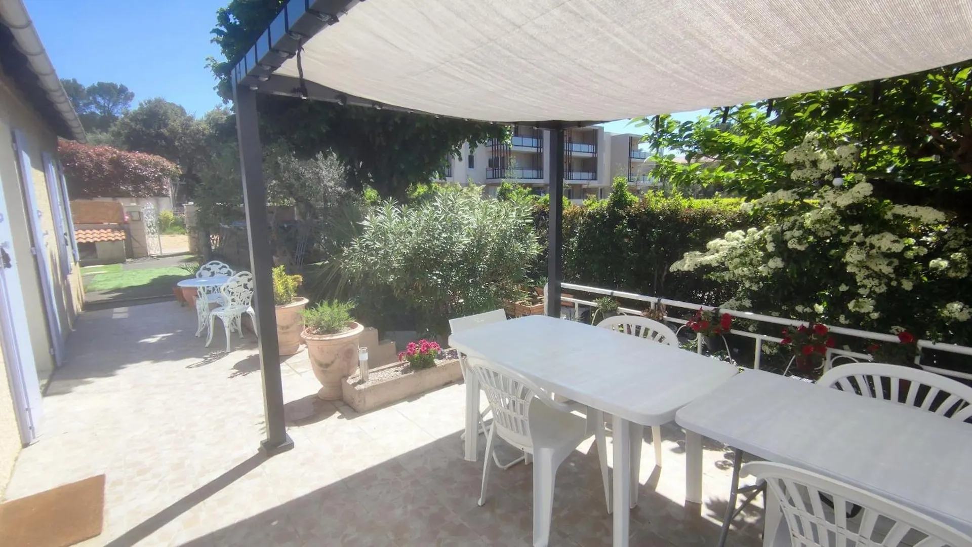 Le Jardin Des Rocailles - Villa 4 Chambres Climatisee Avec Piscine A Deux Pas D'Avignon Villeneuve-les-Avignon